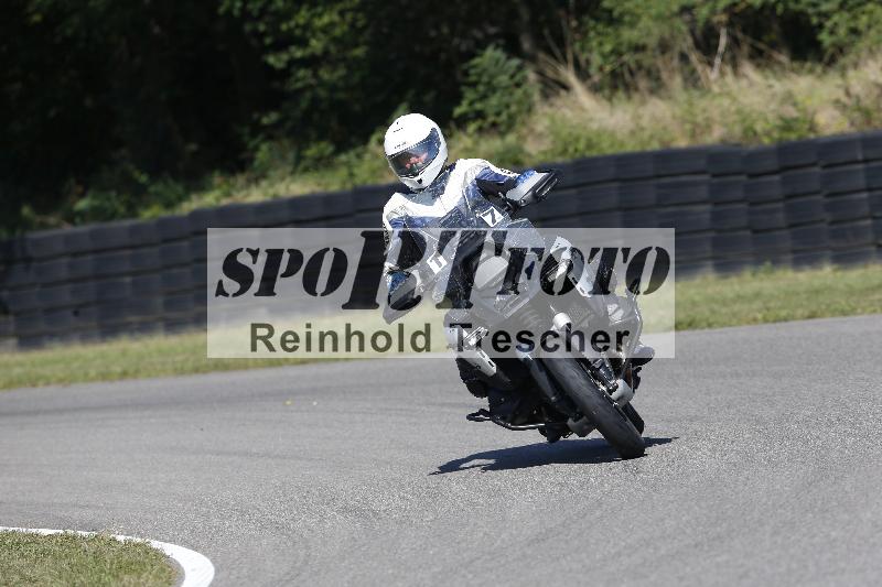 /Archiv-2025/49 26.08.2025 Cornu Master School ADR/gruen-vert/17